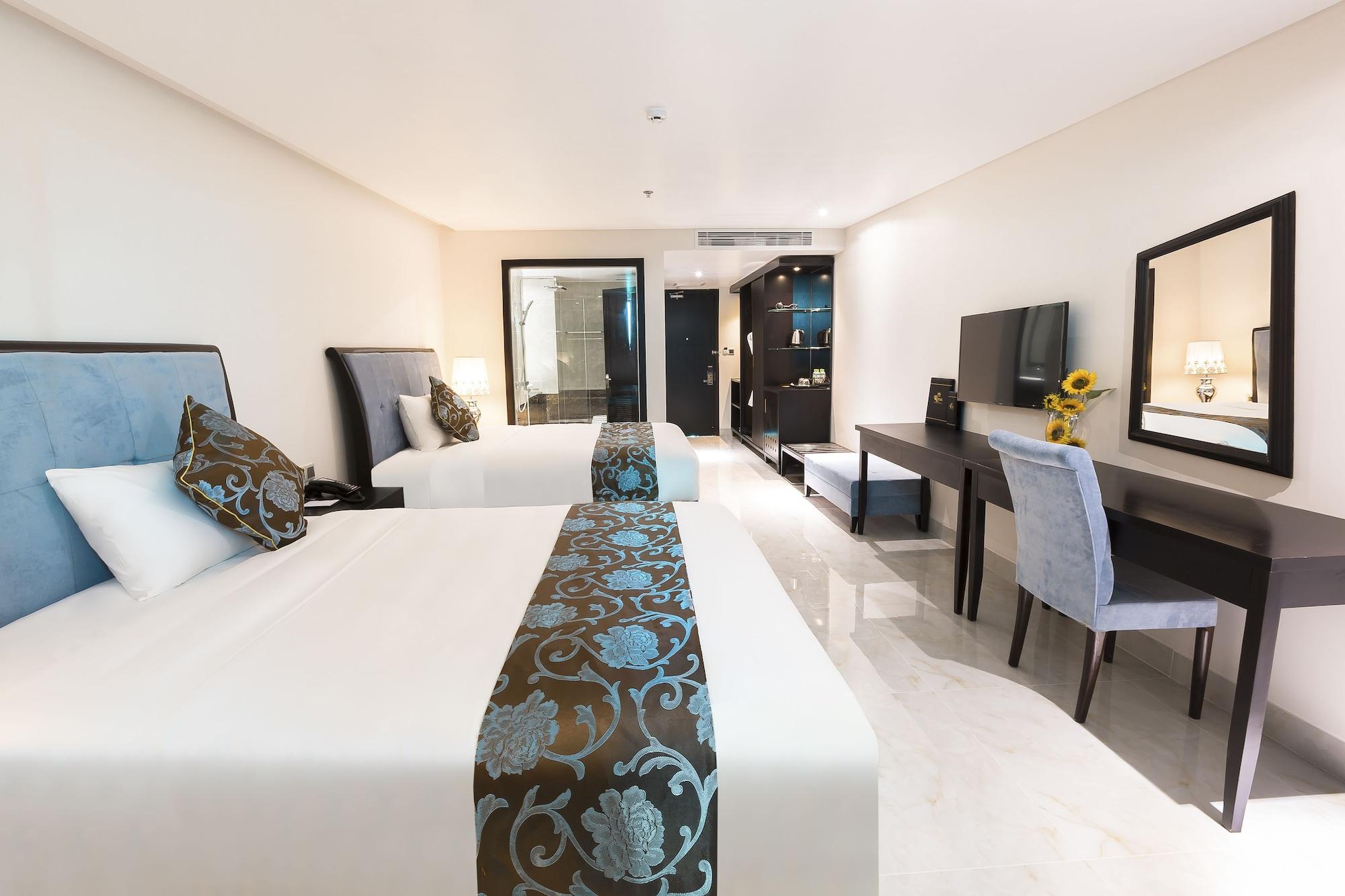 Royal Quang Binh Hotel Dong Hoi Bagian luar foto