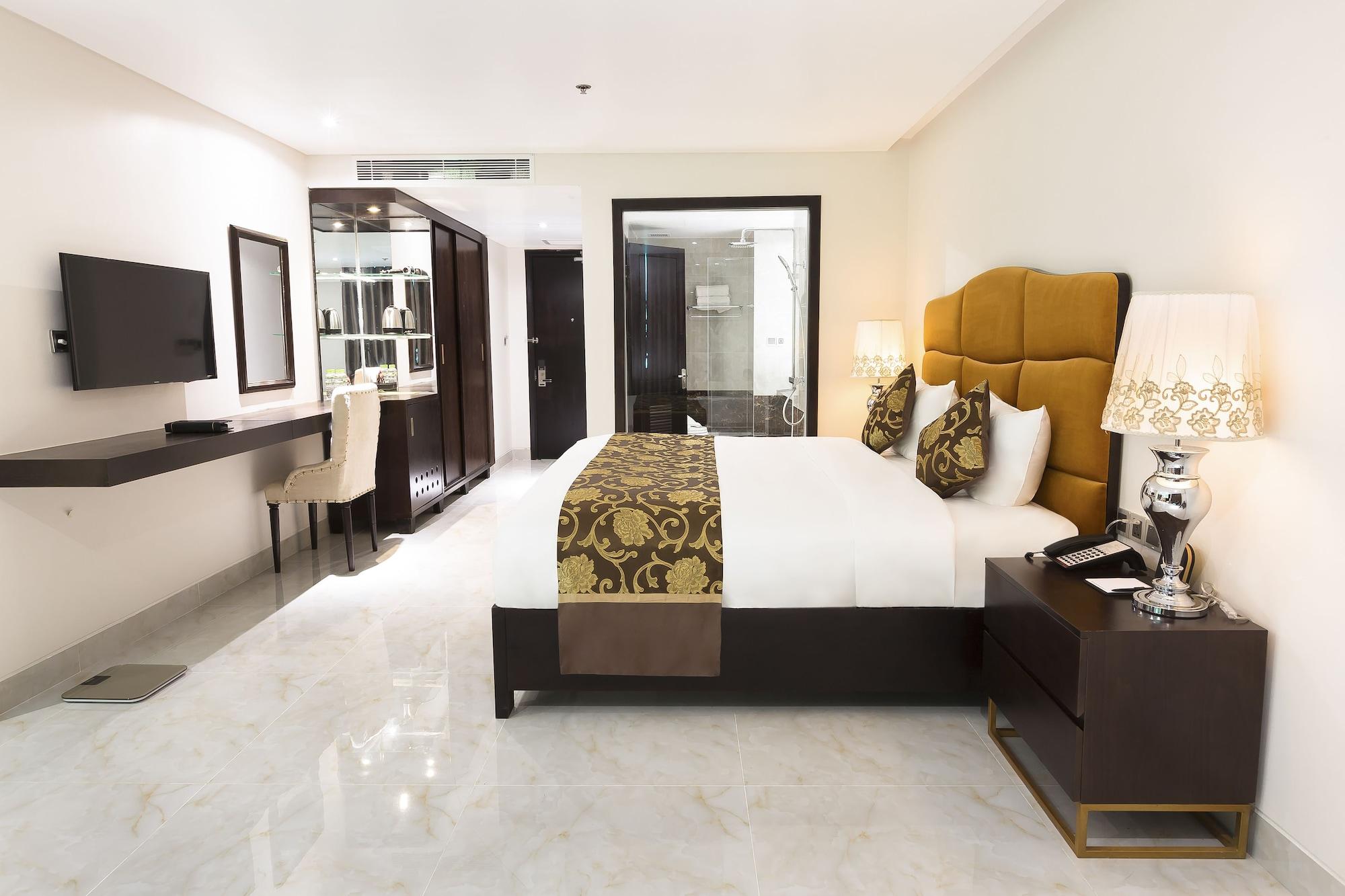 Royal Quang Binh Hotel Dong Hoi Bagian luar foto