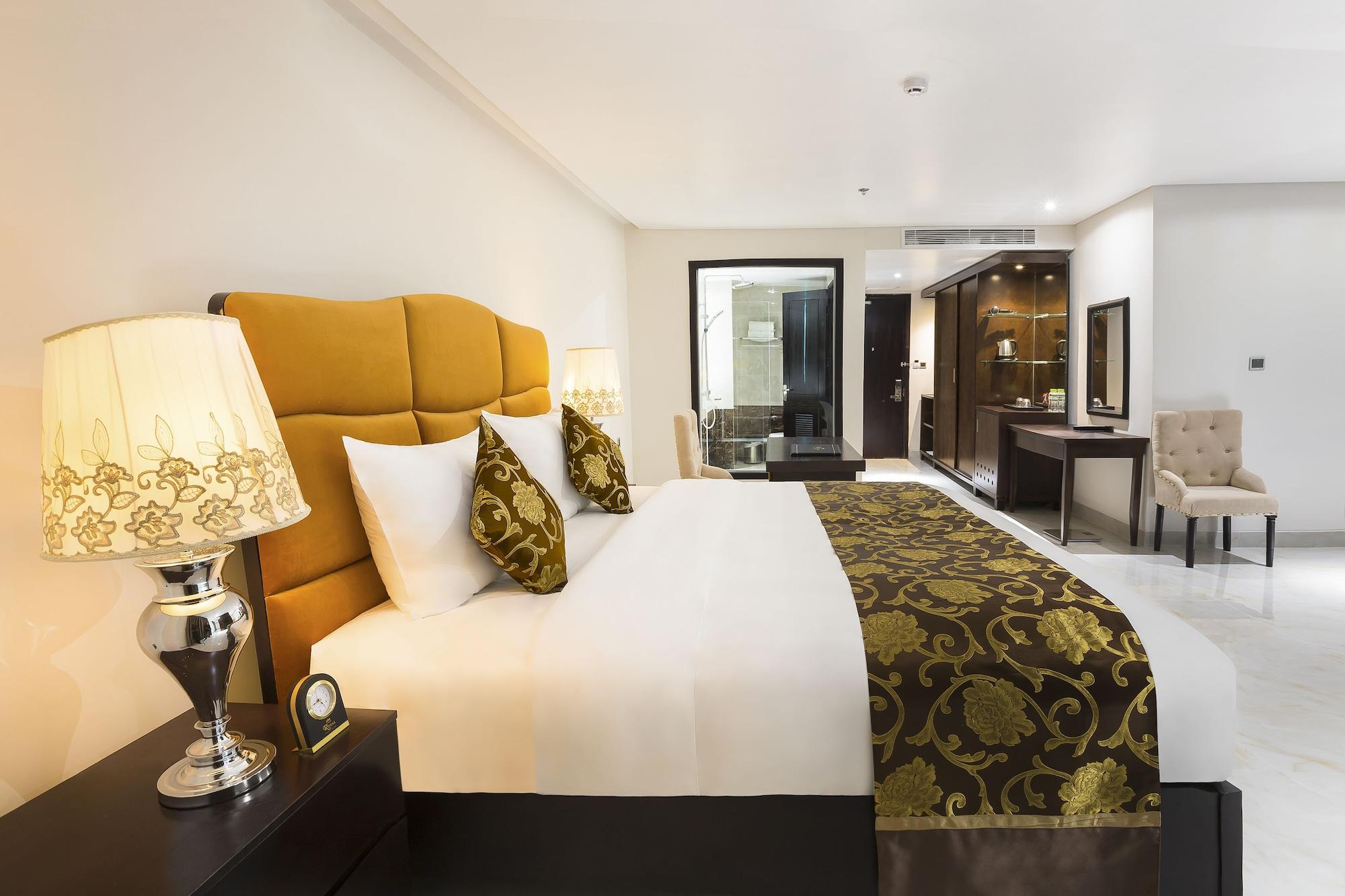 Royal Quang Binh Hotel Dong Hoi Bagian luar foto