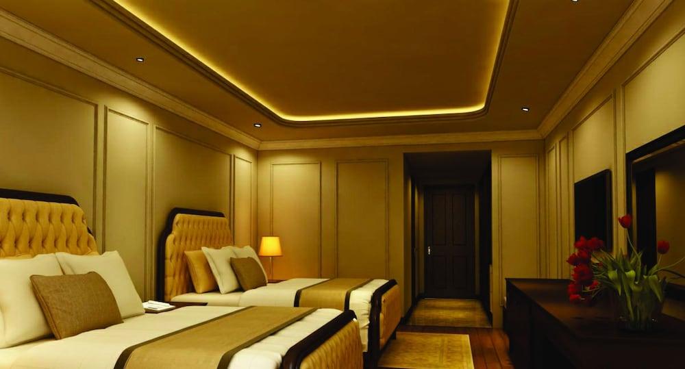 Royal Quang Binh Hotel Dong Hoi Bagian luar foto